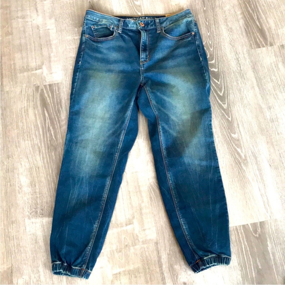 NWT American Eagle stretchy jeans jogger size 6